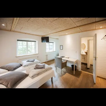 Otel Bybjerggaard &